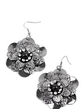 Paparazzi 🔥Midnight Garden Black Diamond Life of the Party Earrings 🔥